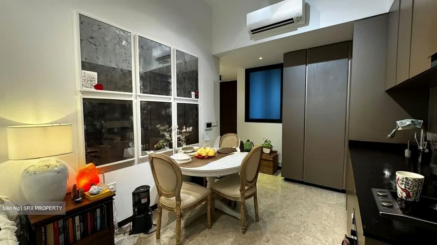 Royalgreen (D10), Condominium #585615701